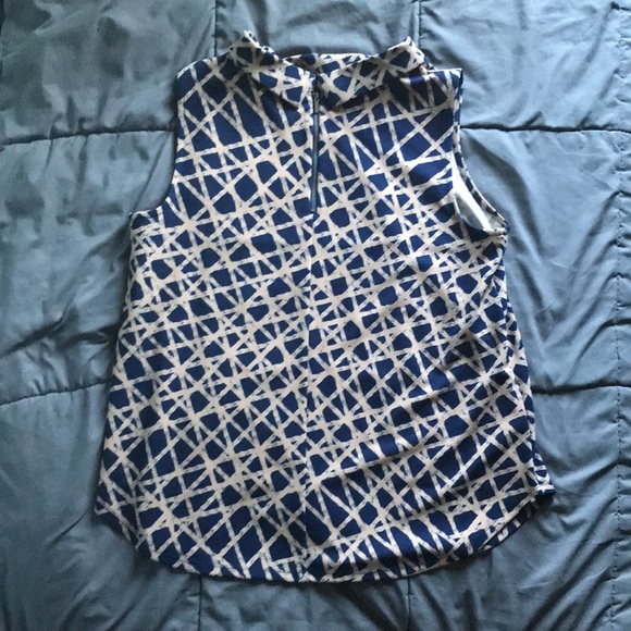 ALFANI Graphic Blooms painted web cam.Sleeveless Shirt. Brand new Size XL. - Picture 2 of 9